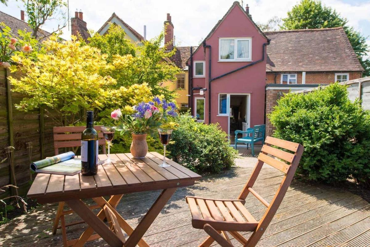 Meddlars A Historic Cottage On The Countryside Edge Of A Vibrant Market Town Hadleigh  ภายนอก รูปภาพ