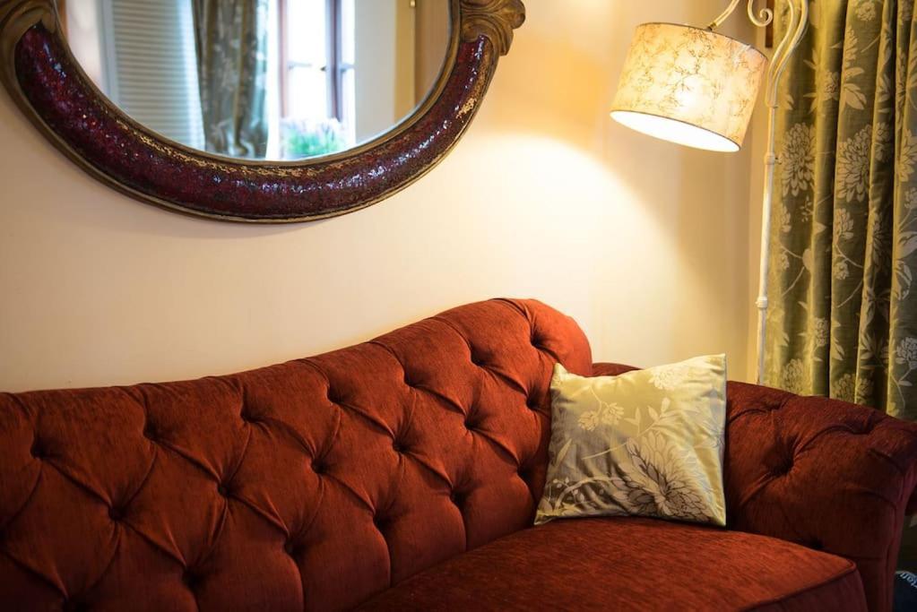 Meddlars A Historic Cottage On The Countryside Edge Of A Vibrant Market Town Hadleigh  ภายนอก รูปภาพ