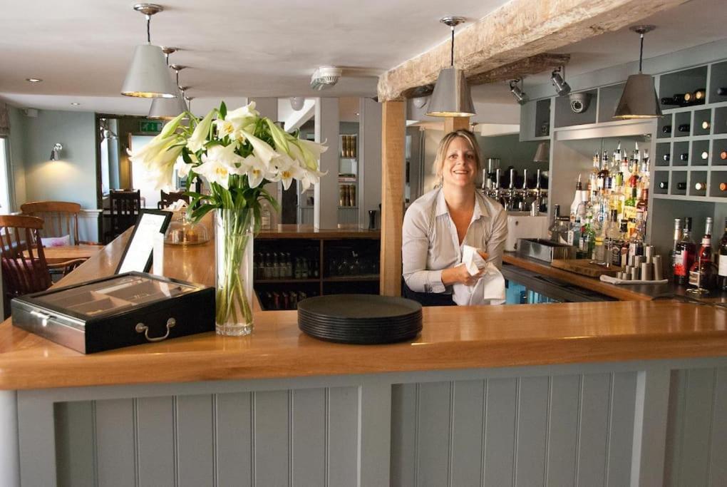 Meddlars A Historic Cottage On The Countryside Edge Of A Vibrant Market Town Hadleigh  ภายนอก รูปภาพ